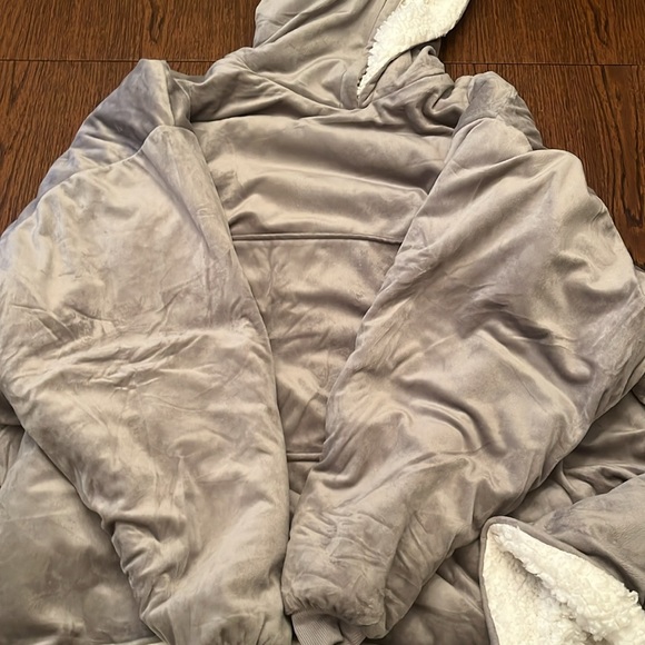 The Original Comfy - Wearable blanket - Gray - Picture 6 of 11